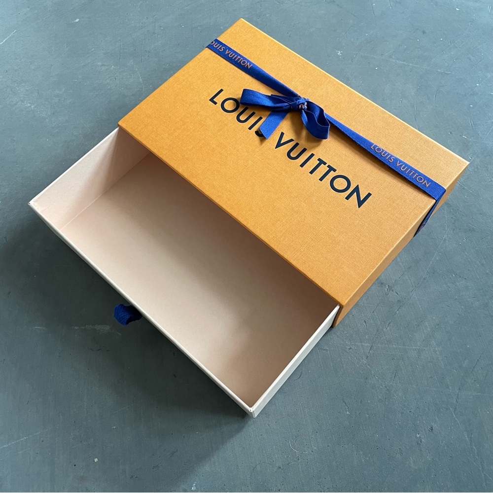 Louis Vuitton wallet box